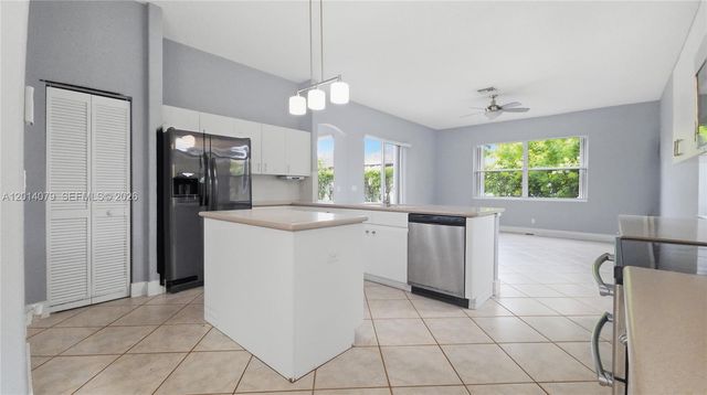 1101 NW 180th Avenue, Pembroke Pines, FL 33029