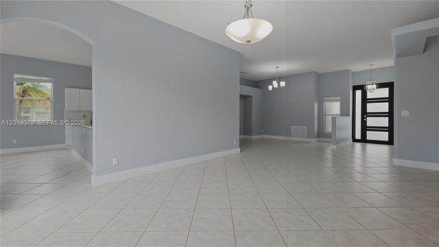 1101 NW 180th Avenue, Pembroke Pines, FL 33029