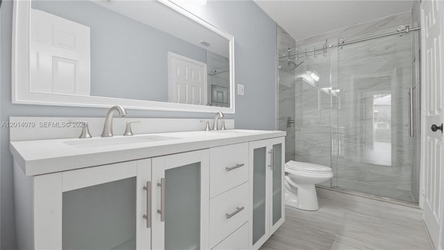 1101 NW 180th Avenue, Pembroke Pines, FL 33029