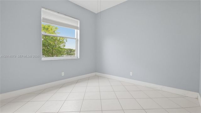 1101 NW 180th Avenue, Pembroke Pines, FL 33029