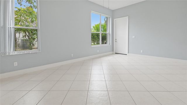 1101 NW 180th Avenue, Pembroke Pines, FL 33029