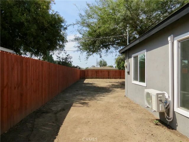 4950 E San Rafael, Compton, CA 90221