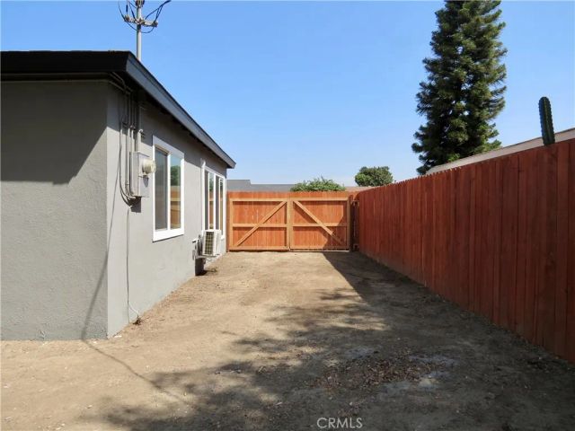 4950 E San Rafael, Compton, CA 90221