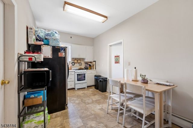 158 S 5th Ave, Manville Boro, NJ 08835