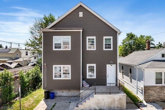 158 S 5th Ave, Manville Boro, NJ 08835