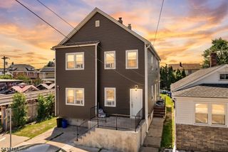 158 S 5th Ave, Manville Boro, NJ 08835