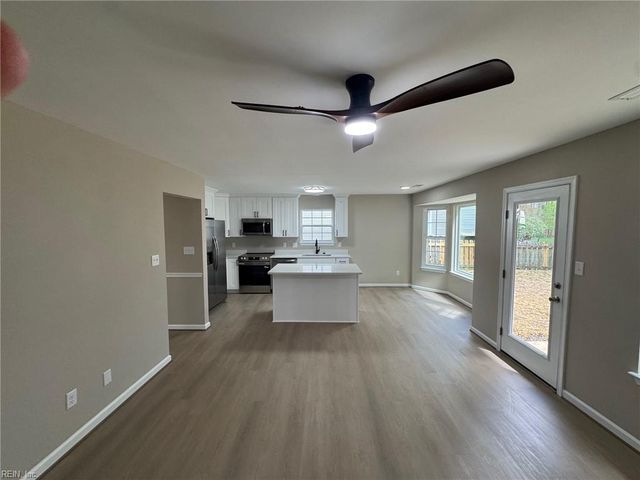 229 Judith CIR, Yorktown, VA 23693