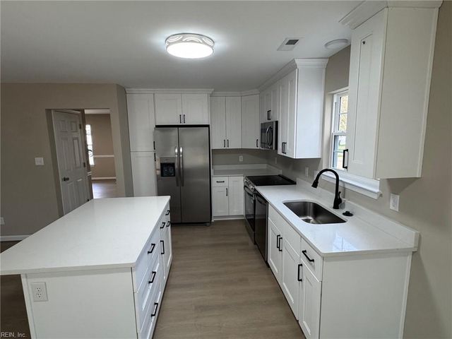 229 Judith CIR, Yorktown, VA 23693