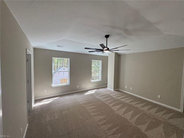 229 Judith CIR, Yorktown, VA 23693