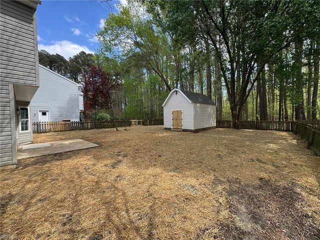 229 Judith CIR, Yorktown, VA 23693