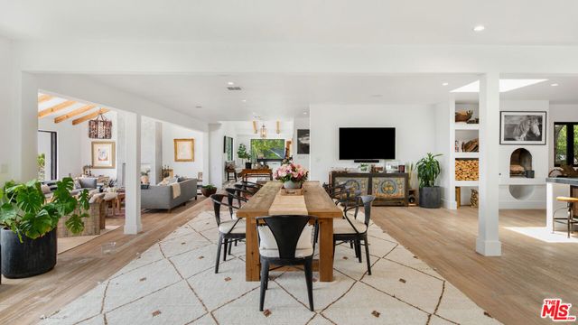 27860 Winding Way, Malibu, CA 90265