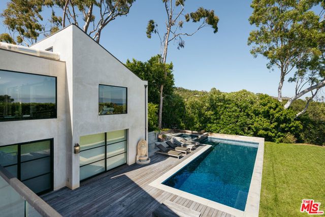 27860 Winding Way, Malibu, CA 90265