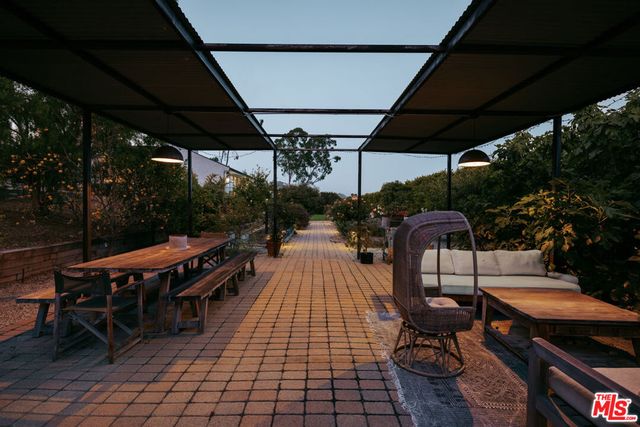 27860 Winding Way, Malibu, CA 90265