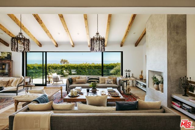 27860 Winding Way, Malibu, CA 90265