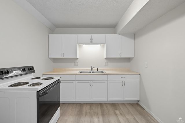 612 S. Walnut St., Ogden, KS 66517