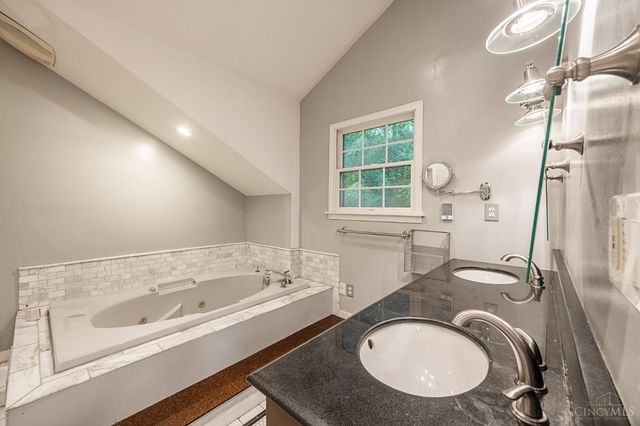 1588 Moon Valley Lane, Anderson Twp, OH 45230