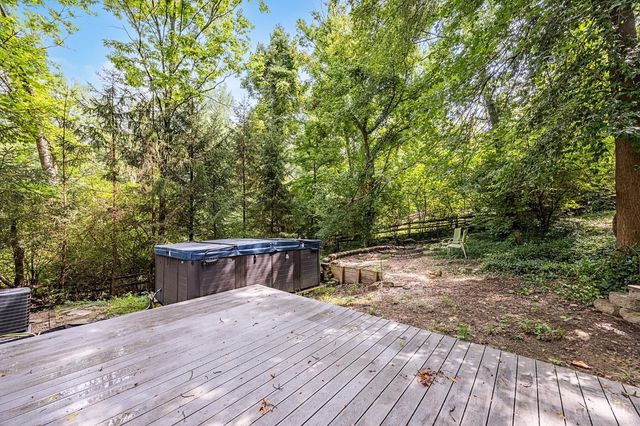1588 Moon Valley Lane, Anderson Twp, OH 45230