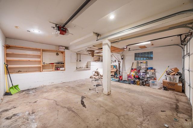 1588 Moon Valley Lane, Anderson Twp, OH 45230