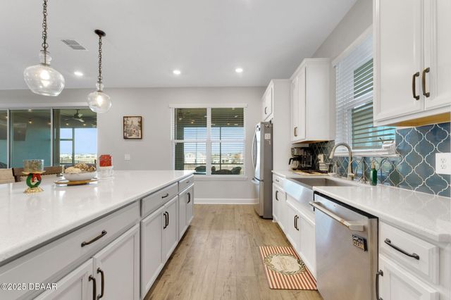 2958 Crest Wave Drive, Clermont, FL 34711