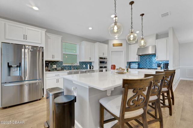 2958 Crest Wave Drive, Clermont, FL 34711