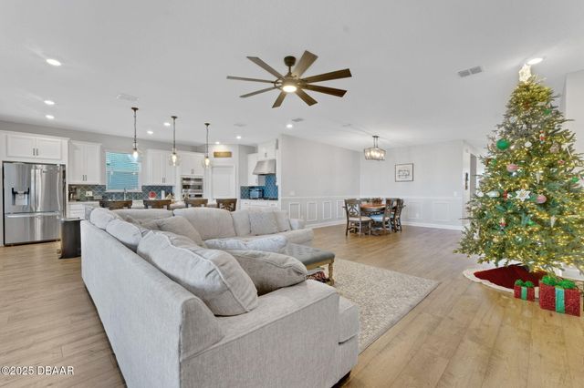 2958 Crest Wave Drive, Clermont, FL 34711