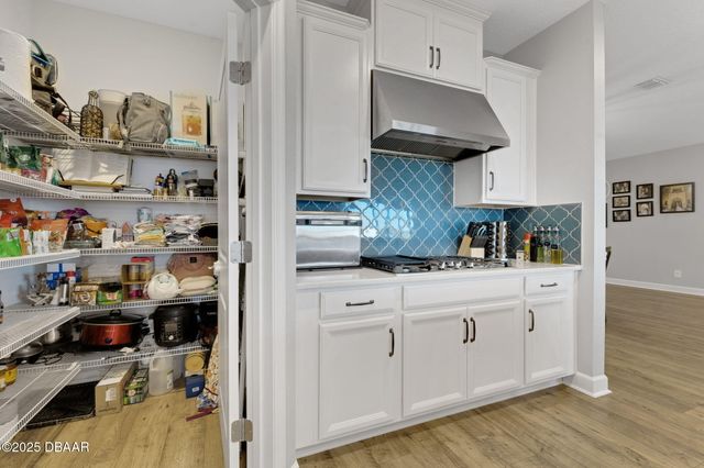 2958 Crest Wave Drive, Clermont, FL 34711