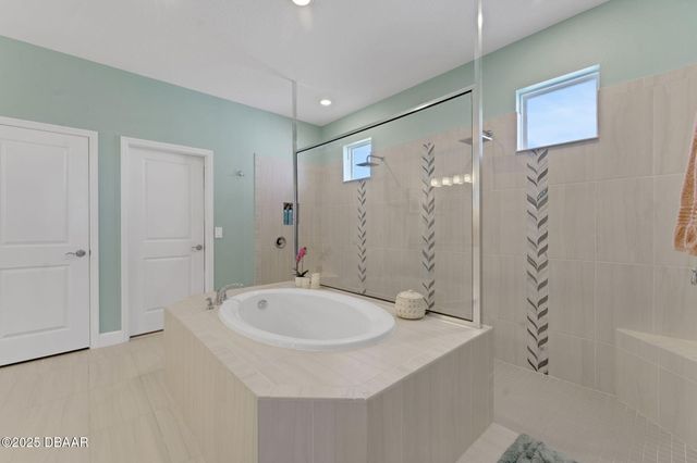 2958 Crest Wave Drive, Clermont, FL 34711