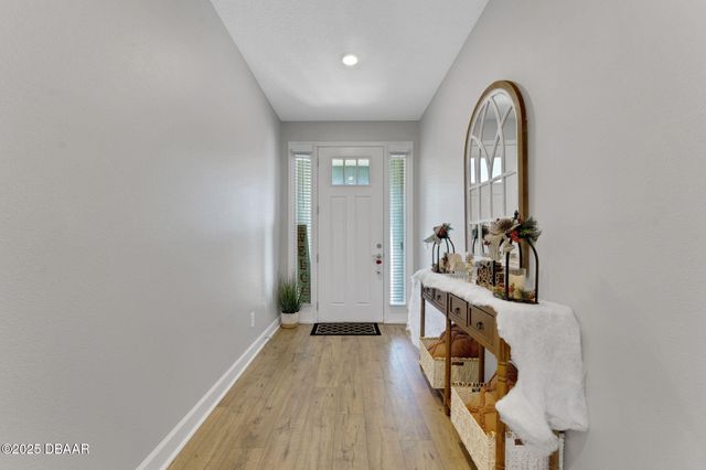 2958 Crest Wave Drive, Clermont, FL 34711