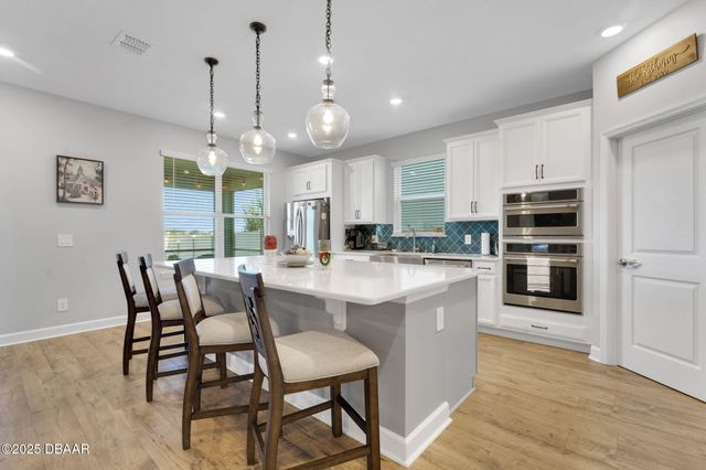 2958 Crest Wave Drive, Clermont, FL 34711