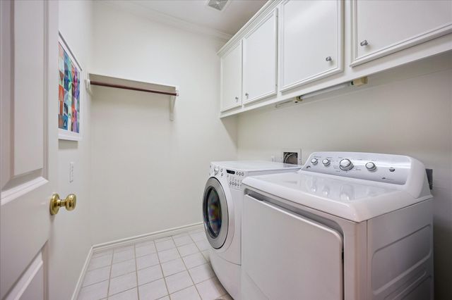240 S Post Oak Lane, Houston, TX 77056