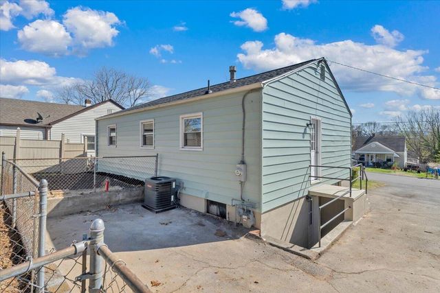 4117 Kentucky AVE, Roanoke, VA 24017