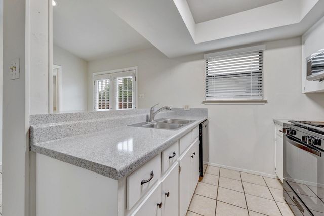 2008 Old West PL A, Round Rock, TX 78681
