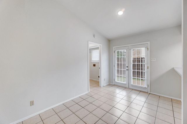 2008 Old West PL A, Round Rock, TX 78681