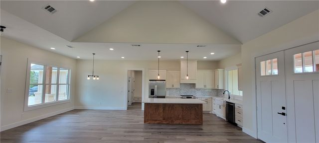 1439 Lone Star Lane, Franklin, TX 77856