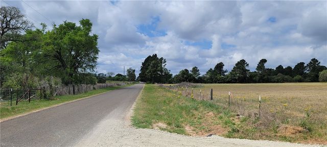 1439 Lone Star Lane, Franklin, TX 77856