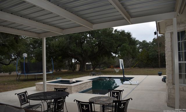 32010 OAK RIDGE PKWY, Bulverde, TX 78163