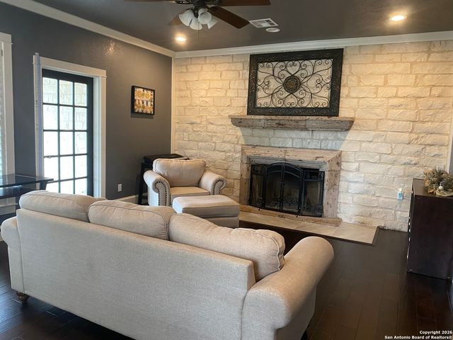 32010 OAK RIDGE PKWY, Bulverde, TX 78163