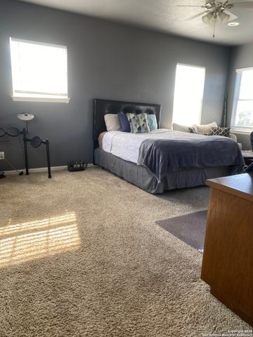 32010 OAK RIDGE PKWY, Bulverde, TX 78163