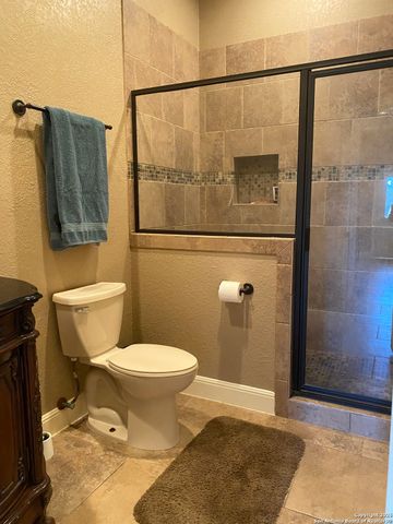 32010 OAK RIDGE PKWY, Bulverde, TX 78163