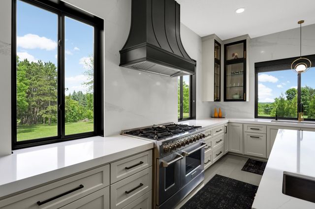 18819 Panama Avenue, Prior Lake, MN 55372