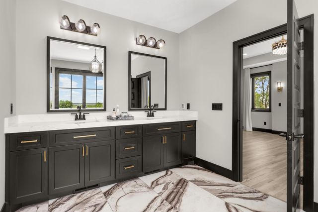 18819 Panama Avenue, Prior Lake, MN 55372