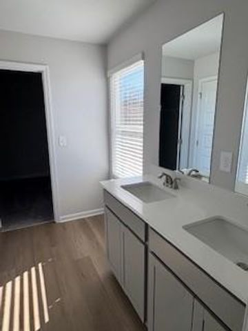 202 Wildflower Circle, Calhoun, GA 30701