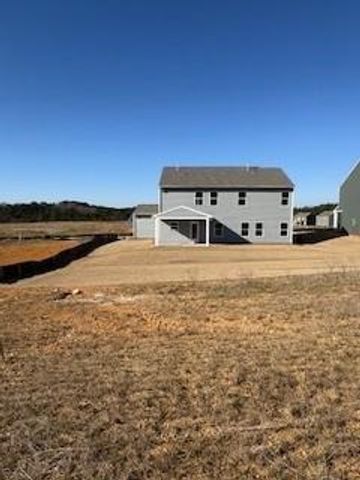 202 Wildflower Circle, Calhoun, GA 30701