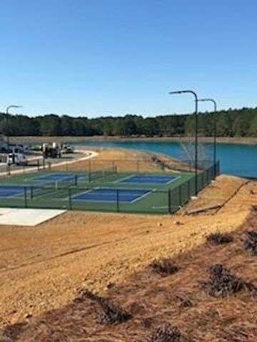 202 Wildflower Circle, Calhoun, GA 30701