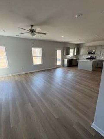 202 Wildflower Circle, Calhoun, GA 30701