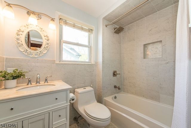 35 Rawson St, Bloomfield Twp., NJ 07003