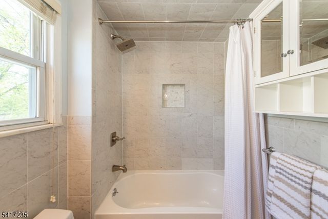 35 Rawson St, Bloomfield Twp., NJ 07003