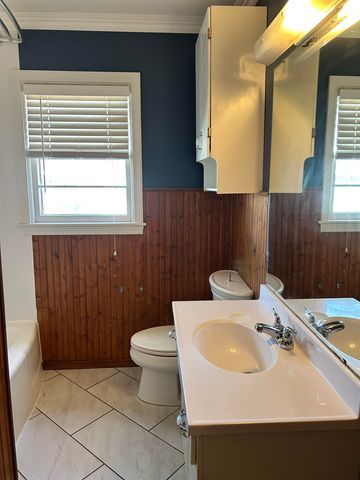 1208 Ann, Winfield, KS 67156