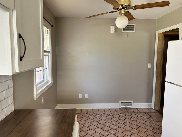 1208 Ann, Winfield, KS 67156