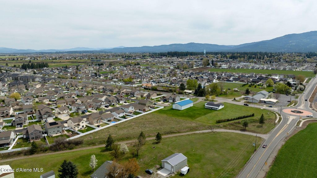 12719 W PRAIRIE AVE, Post Falls, ID 83854 photo 10